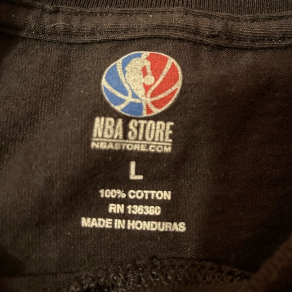 Raptors Long Sleeve size L - Picture 4 of 8